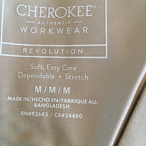 Cherokee Revolution Scrub Top - Modern Classic Top - #2 - Picture 5 of 6